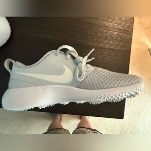 Nike Roshe G Golf Shoes in White - Brand New, Never Worn